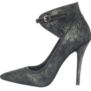 Nine West Pump